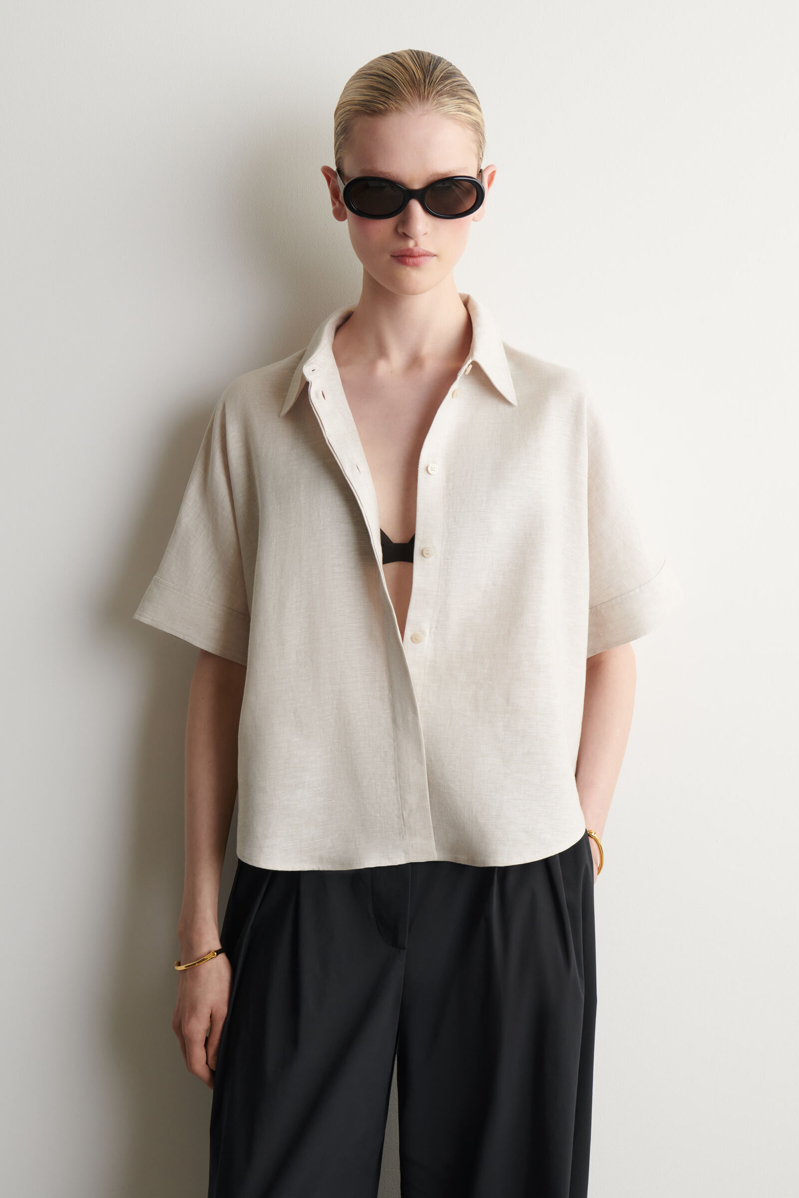 OVERSIZED SHORT-SLEEVED LINEN SHIRTBEIGE / MÉLANGE