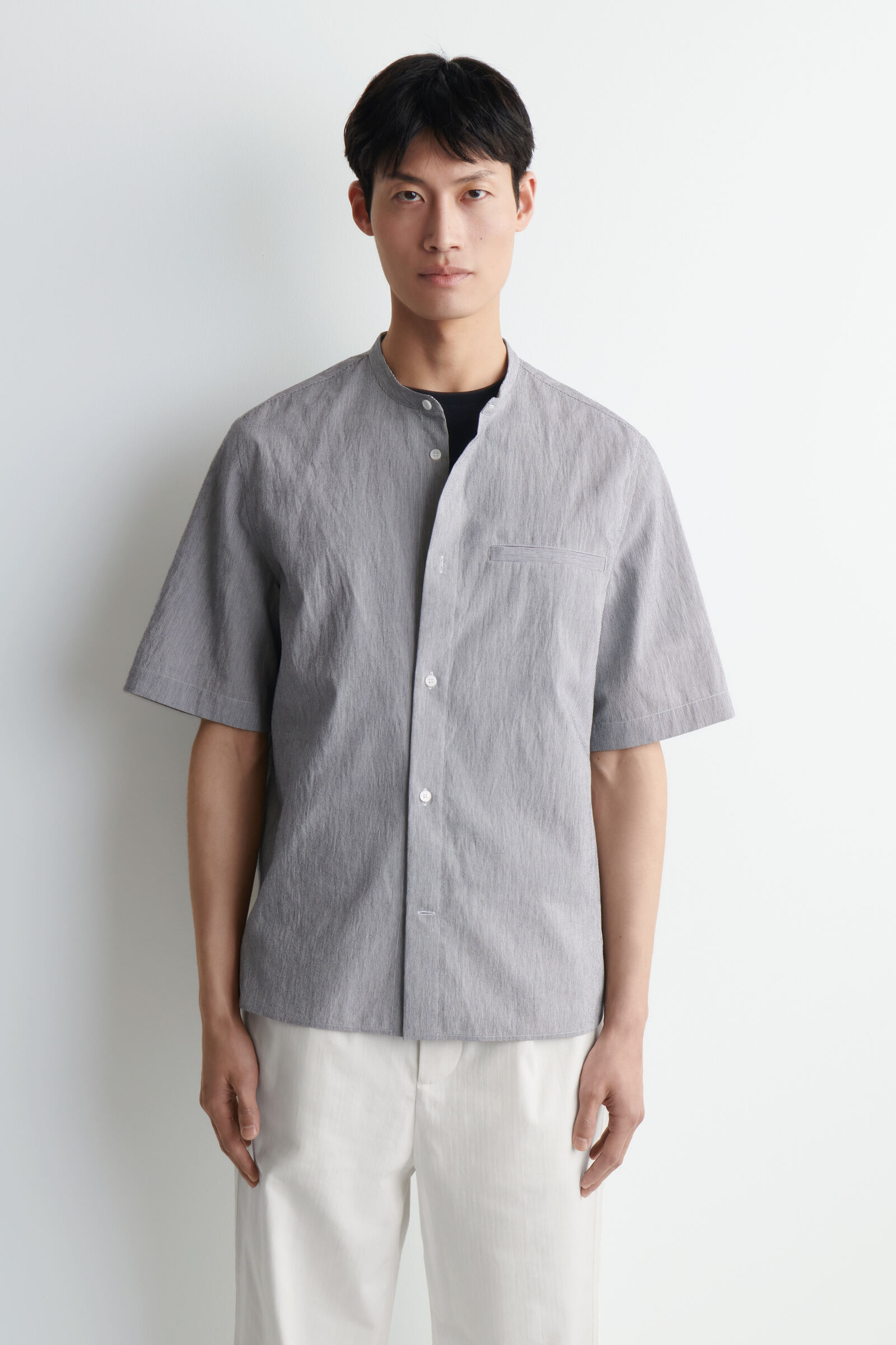 GRANDAD-COLLAR SHORT-SLEEVED SHIRTBLUE / WHITE / STRIPED