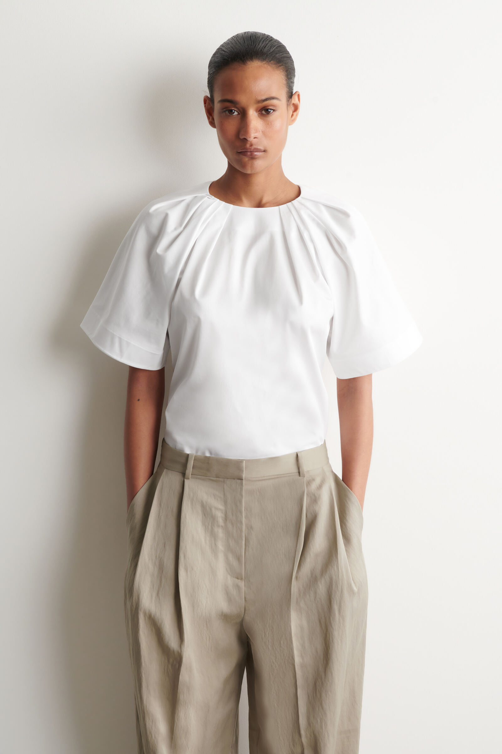 GATHERED SHORT-SLEEVED COTTON TOPWHITE