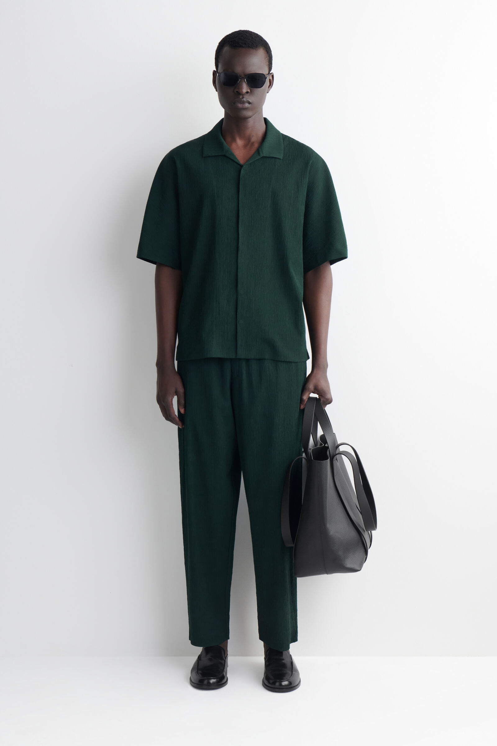 CRINKLED-COTTON RELAXED-FIT TAPERED TROUSERSDARK GREEN
