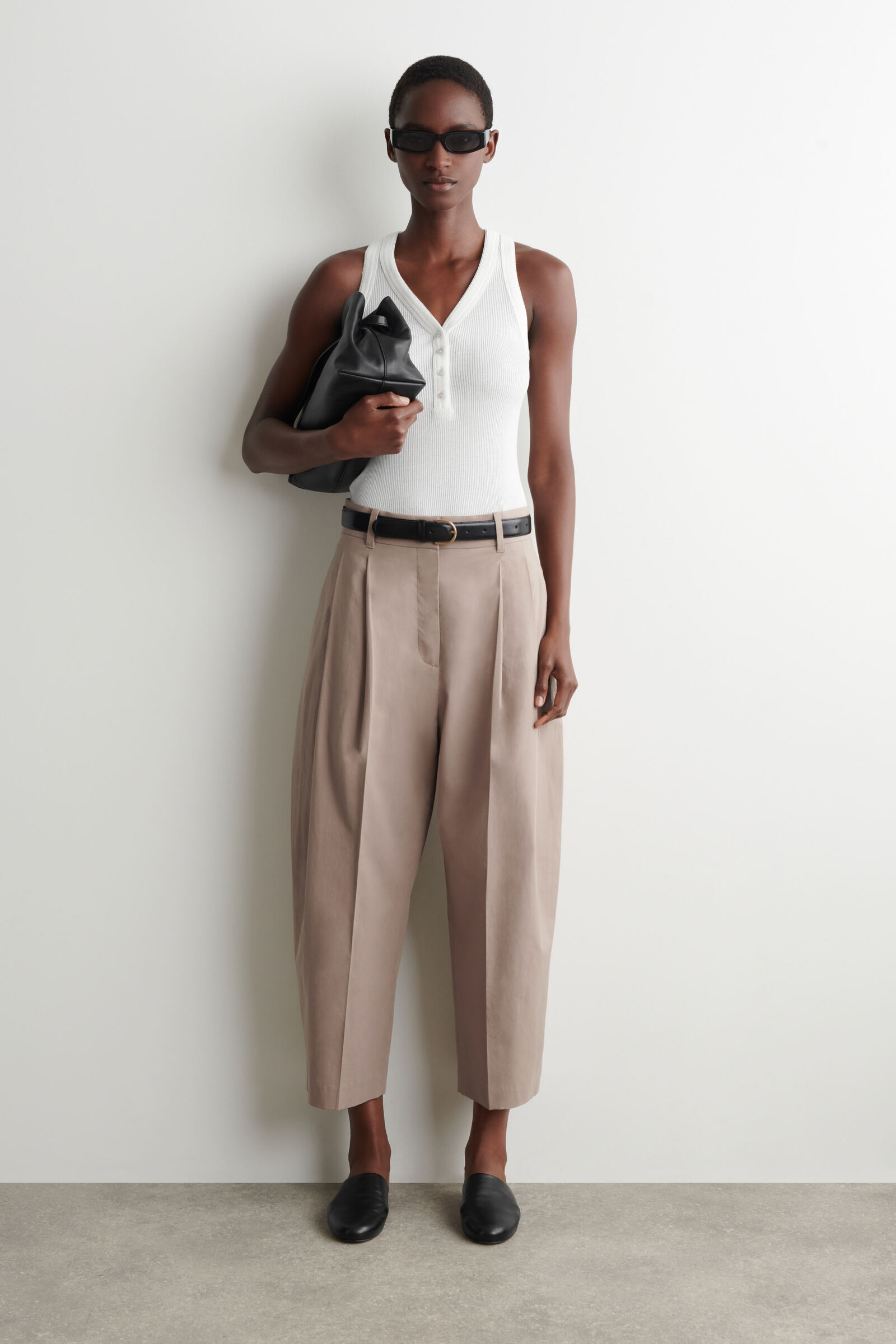 TAILORED COTTON BARREL-LEG TROUSERSBEIGE