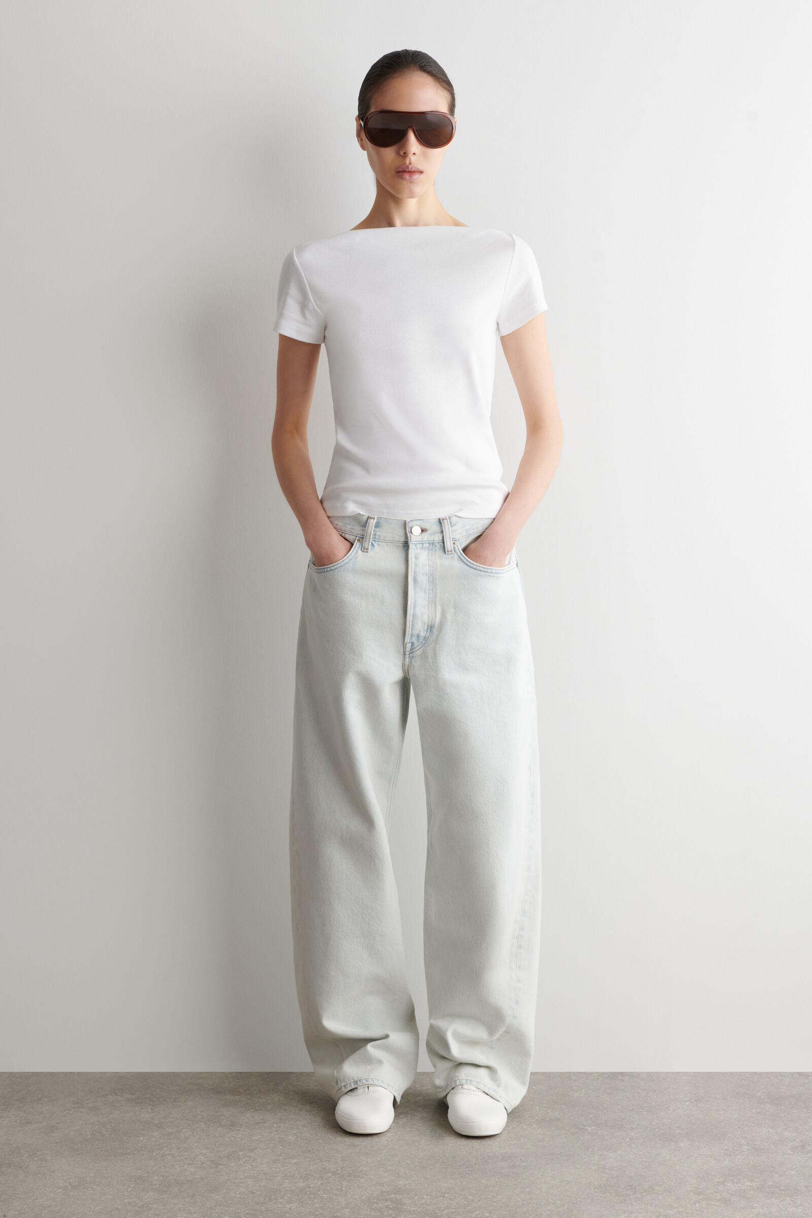 CANVAS PLIMSOLL TRAINERSWHITE
