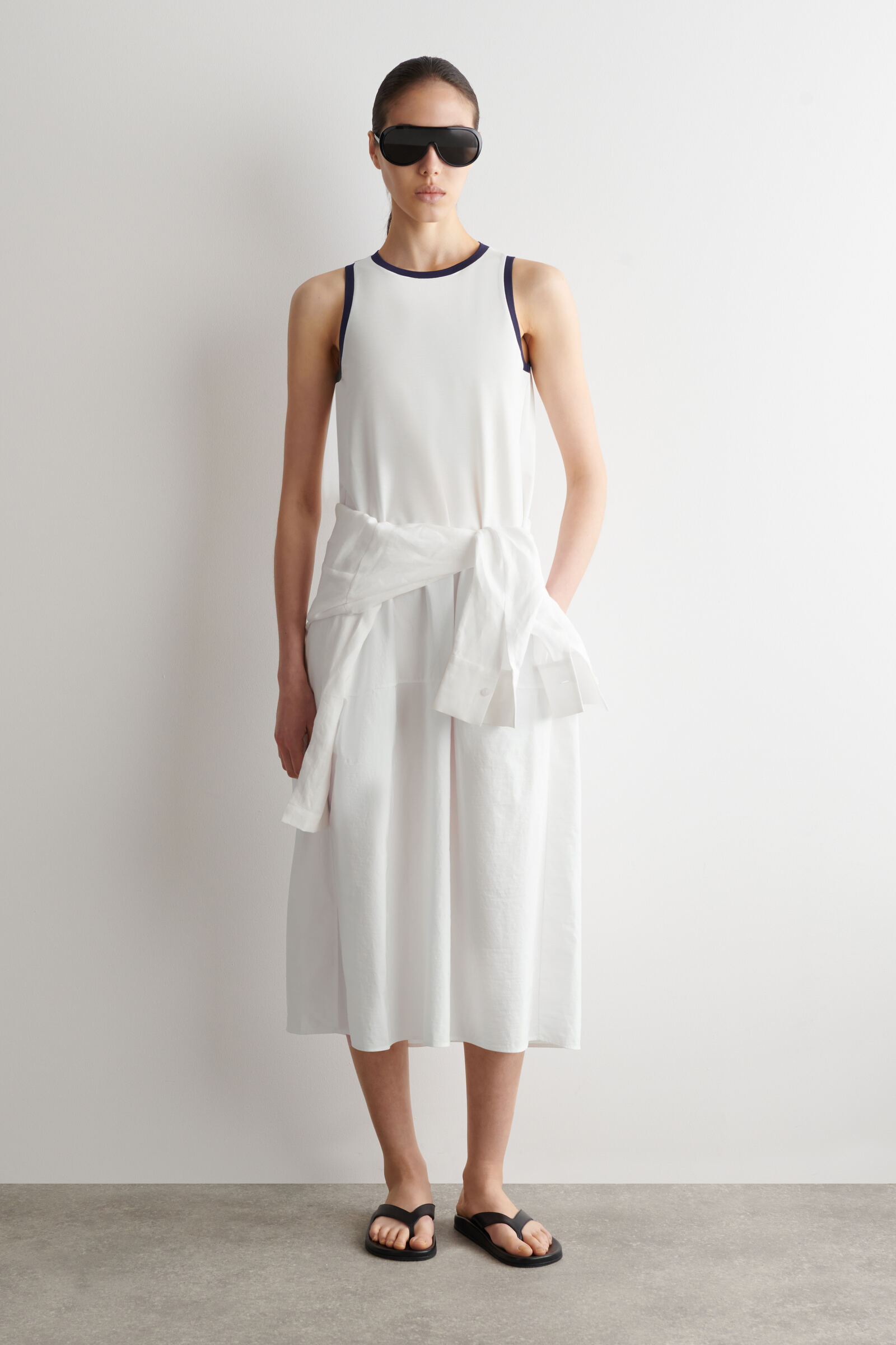 PANELLED SLEEVELESS MIDI DRESSWHITE / NAVY