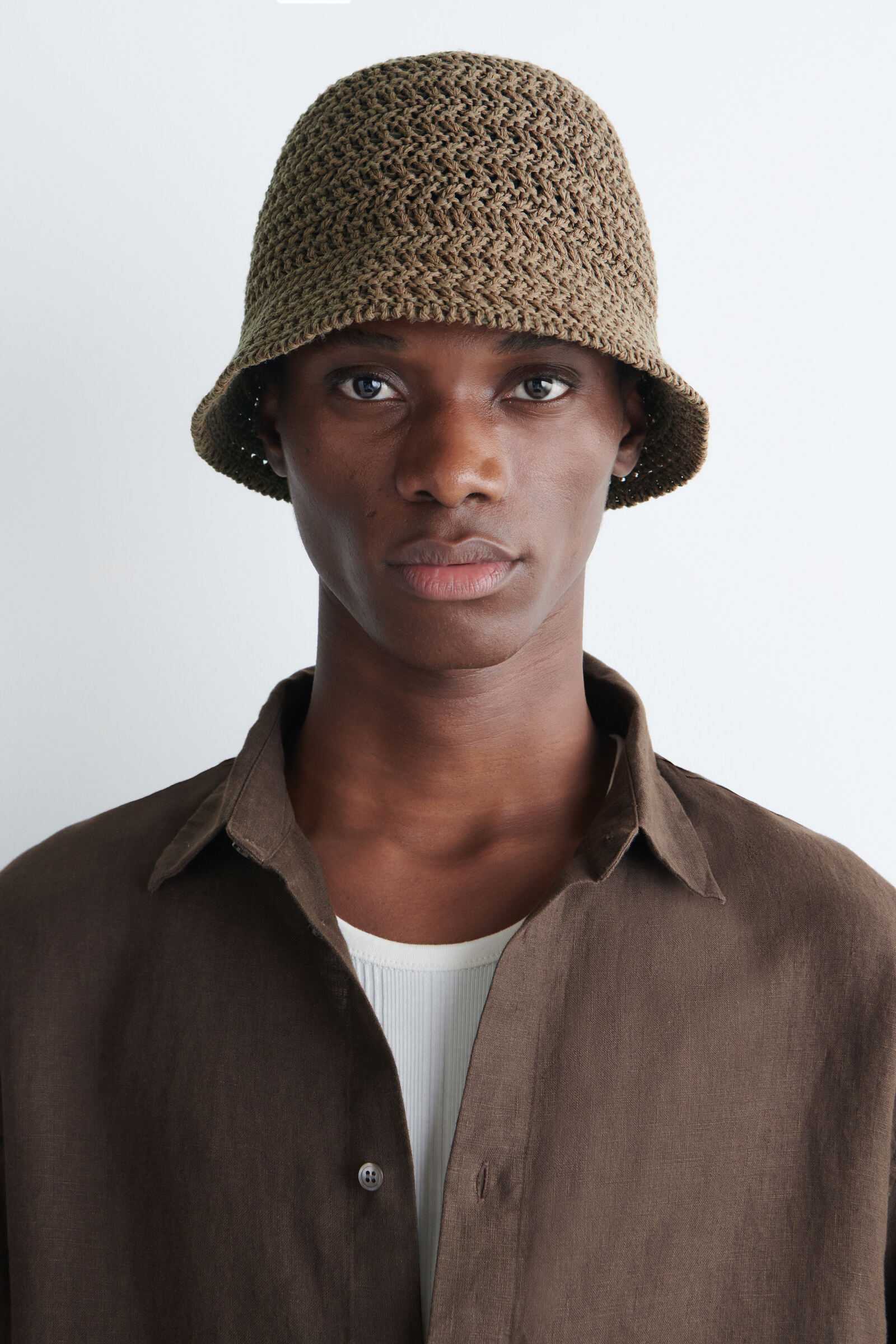 OPEN-KNIT BUCKET HATKHAKI