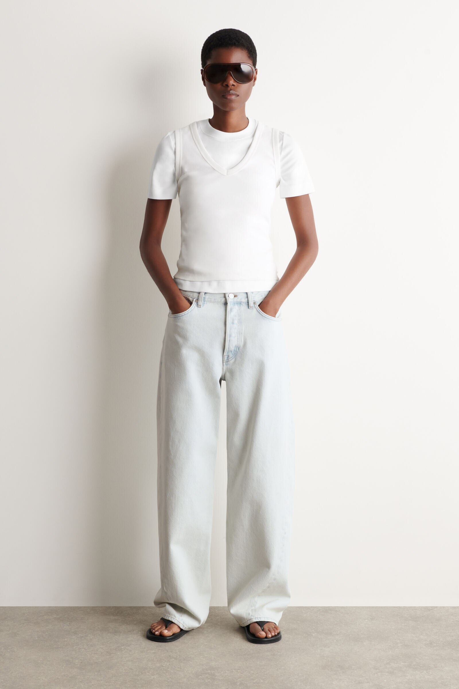 FACADE STRAIGHT-LEG JEANSBLEACHED BLUE
