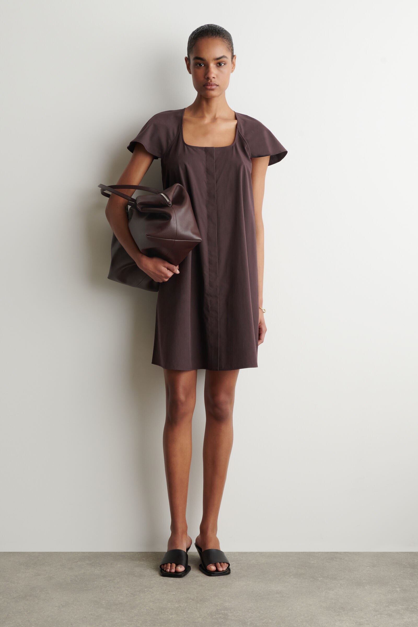 FLUTED-SLEEVE COTTON MINI DRESSDARK BROWN
