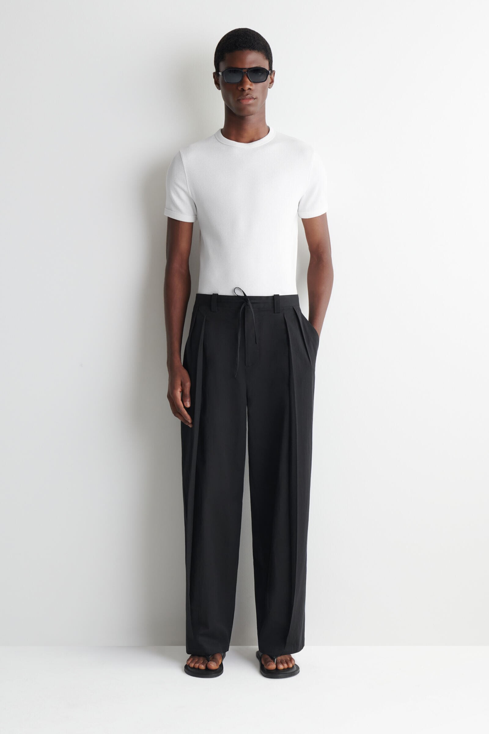 COTTON RELAXED WIDE-LEG DRAWSTRING TROUSERSBLACK