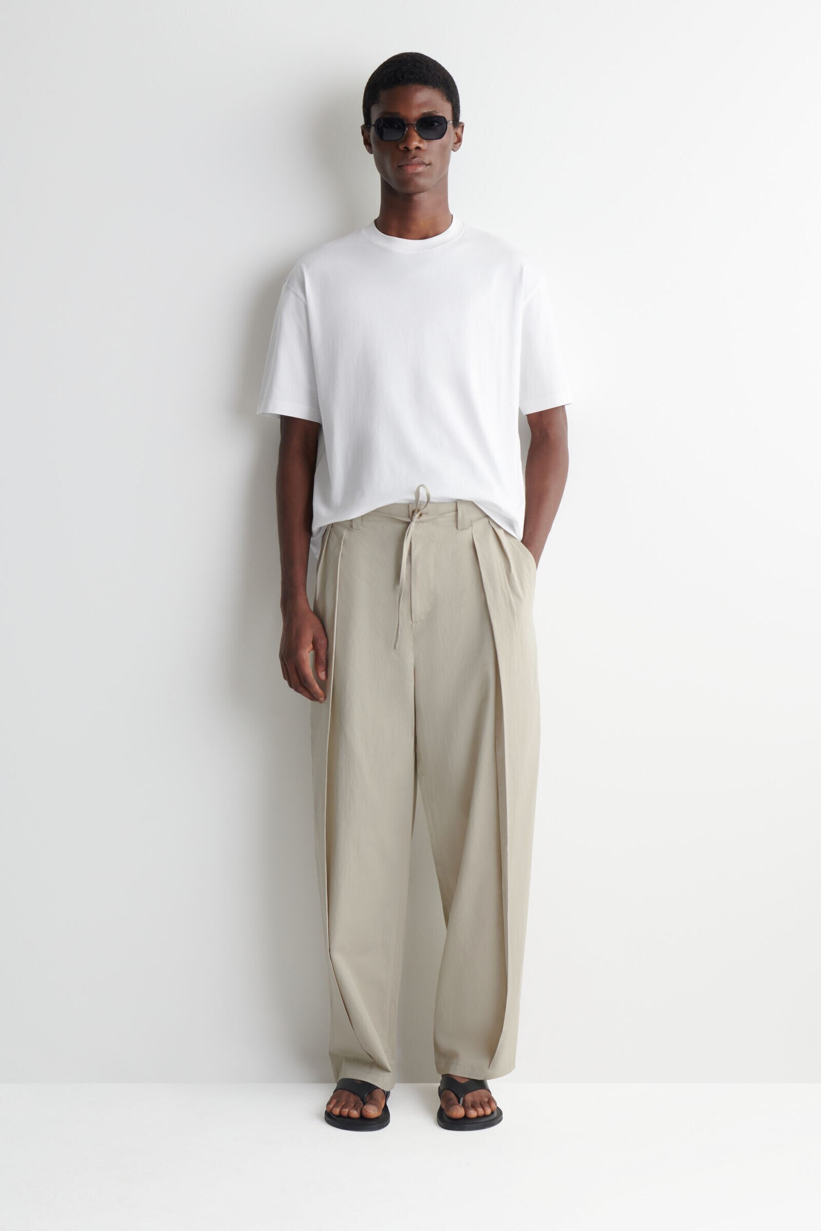 COTTON RELAXED WIDE-LEG DRAWSTRING TROUSERSBEIGE