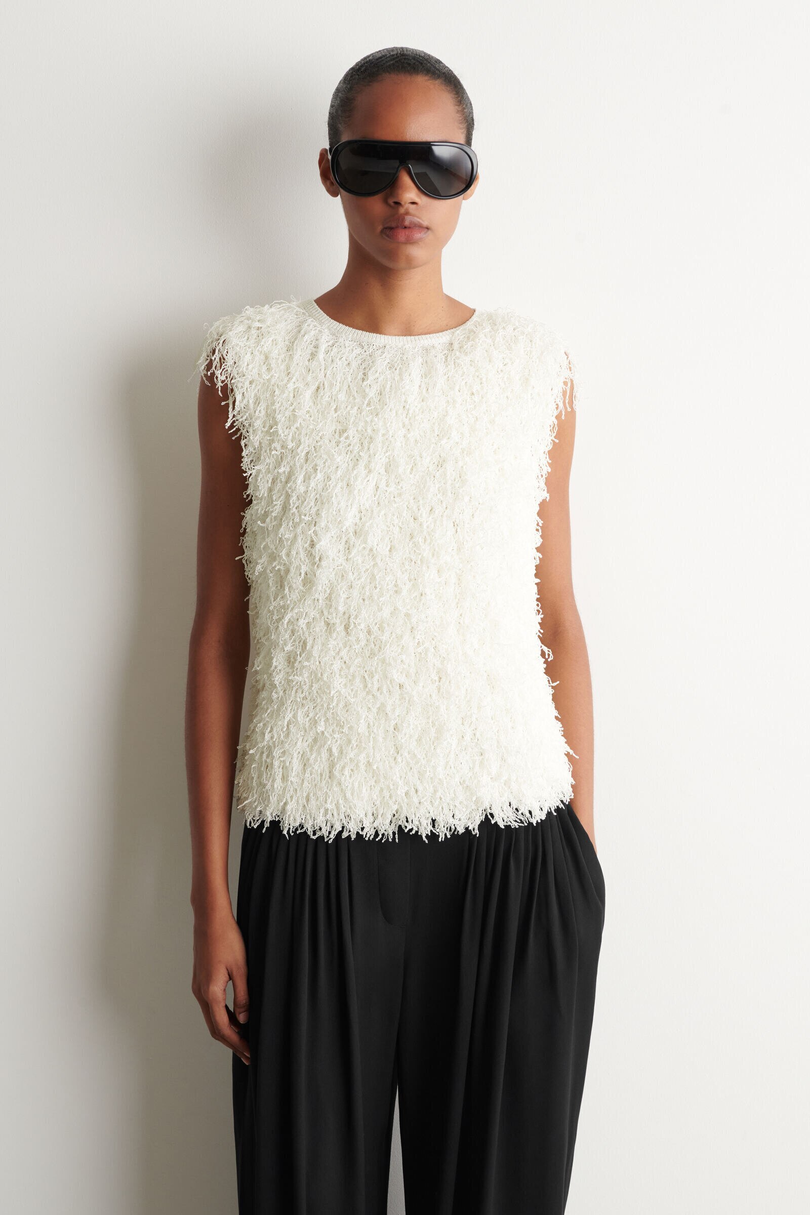 FRINGED KNITTED TOPWHITE