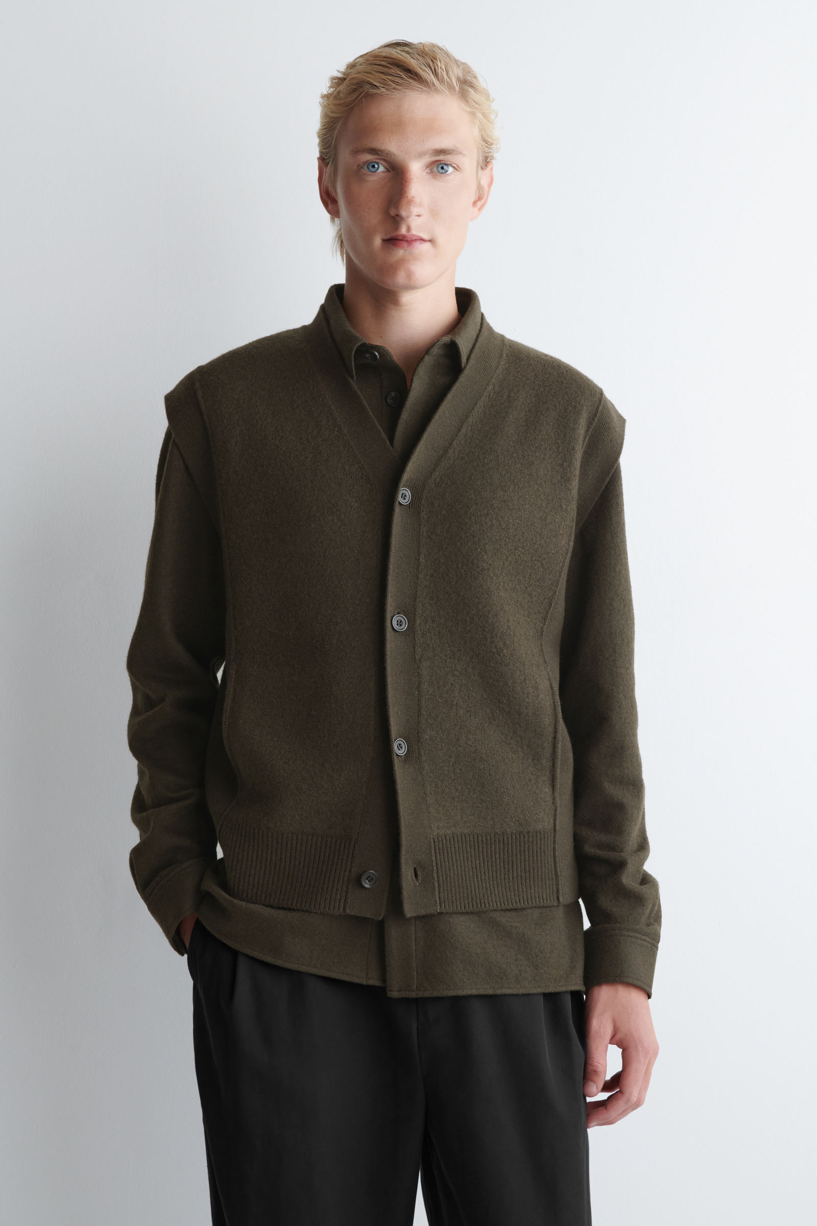 BUTTONED BOILED-WOOL VESTDARK KHAKI