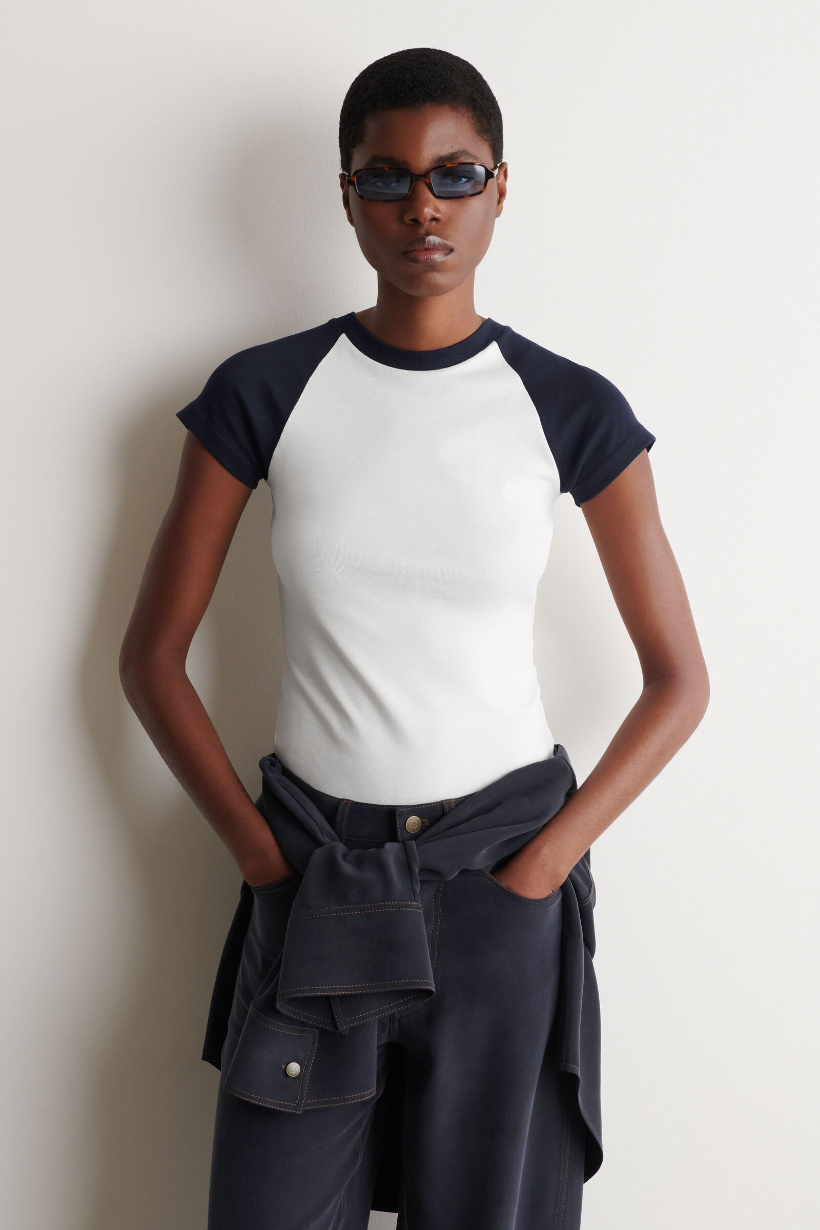SLIM COTTON RAGLAN T-SHIRTWHITE / NAVY