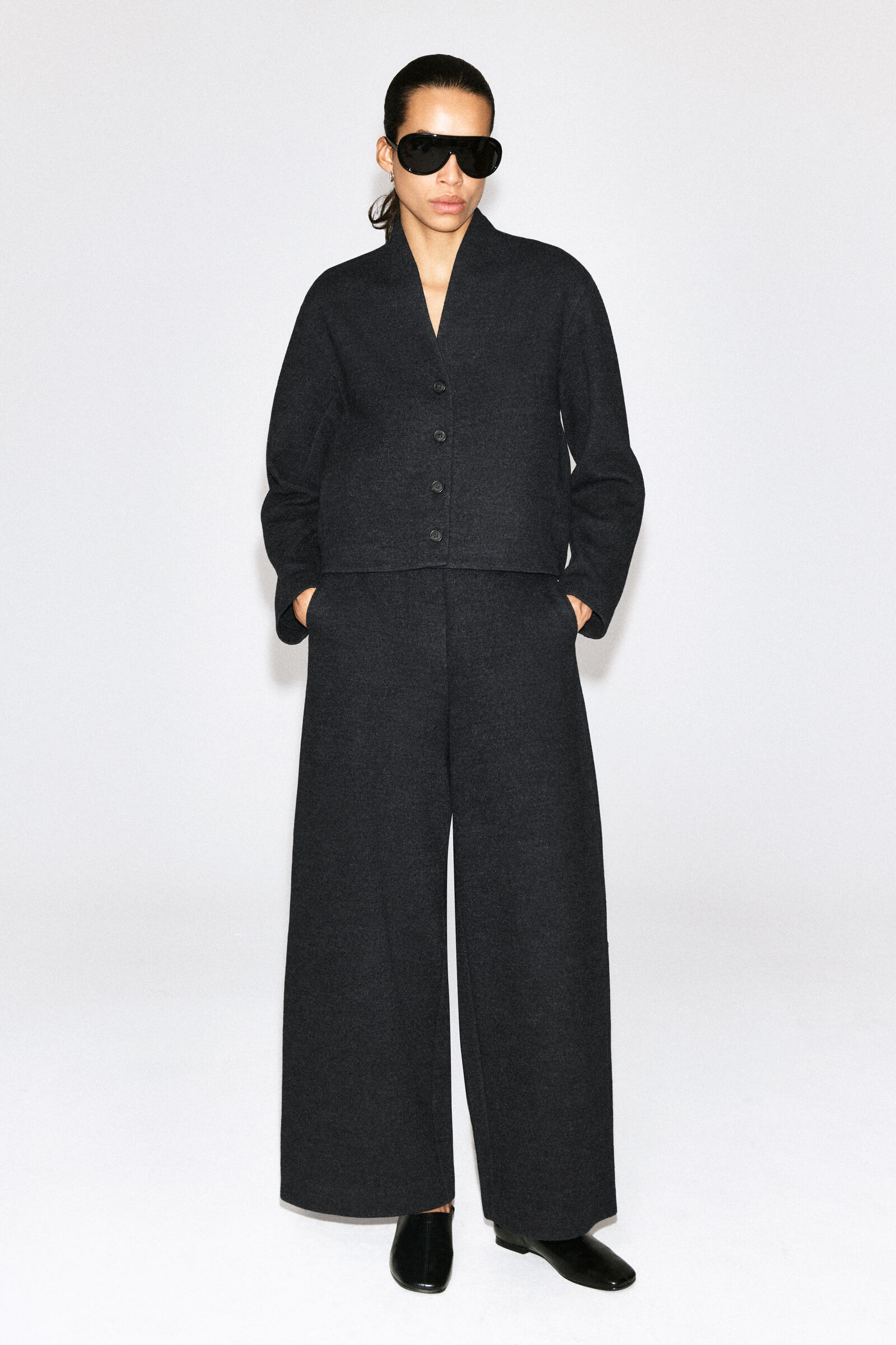 BOILED WOOL-BLEND BARREL-LEG TROUSERSCHARCOAL MÉLANGE