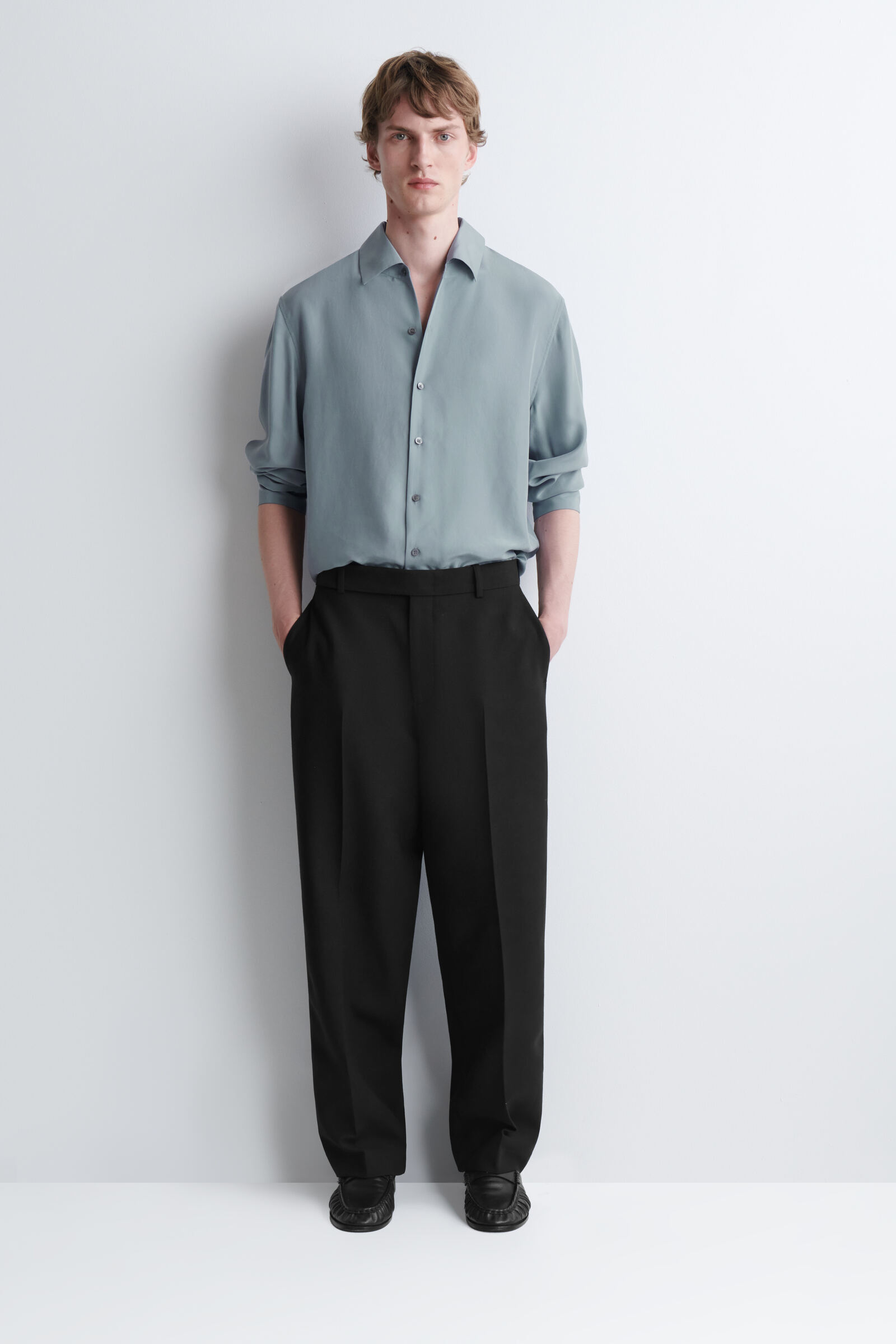 WOOL-BLEND RELAXED-FIT STRAIGHT-LEG TROUSERSBLACK