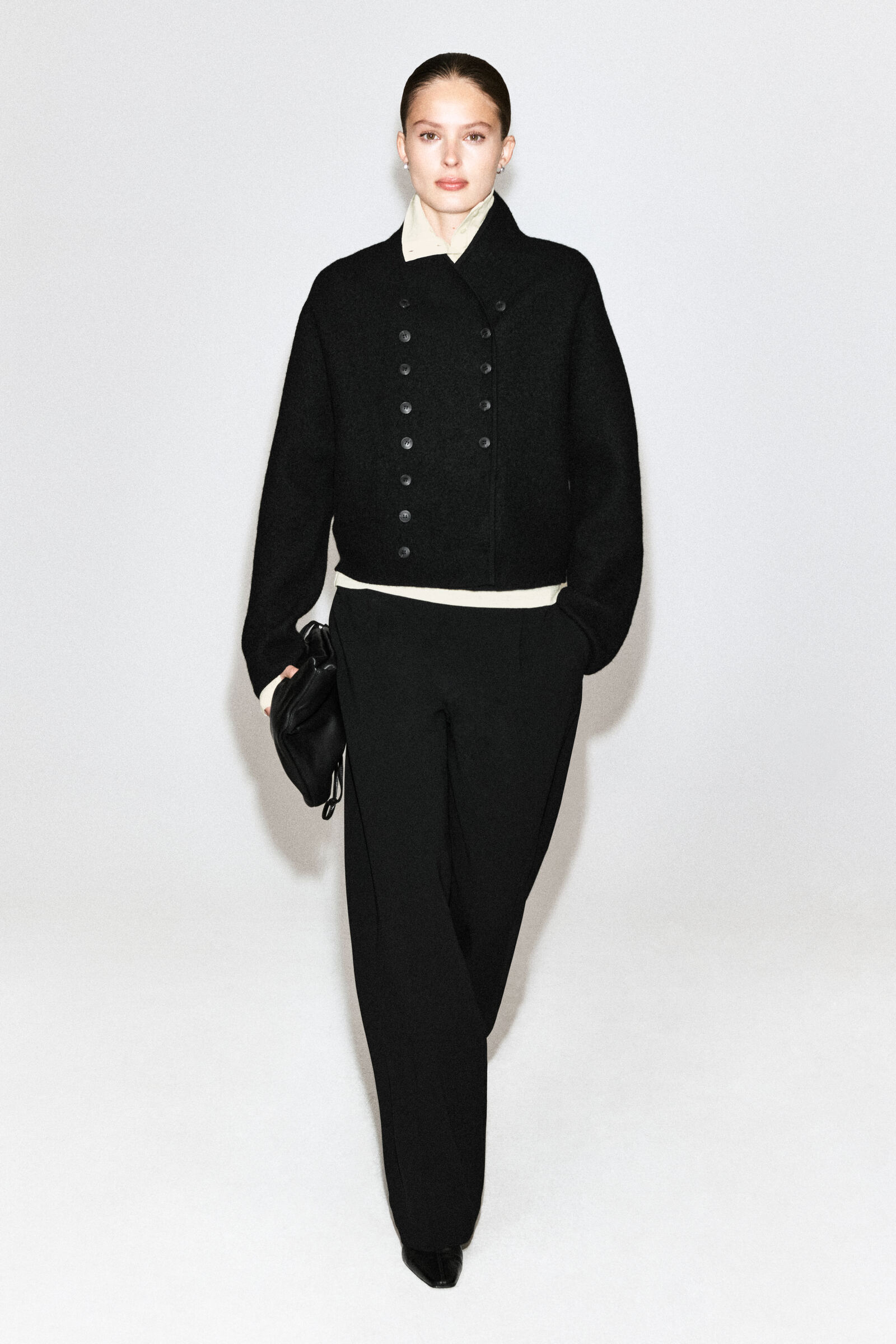 PLEATED CREPE STRAIGHT-LEG TROUSERSBLACK