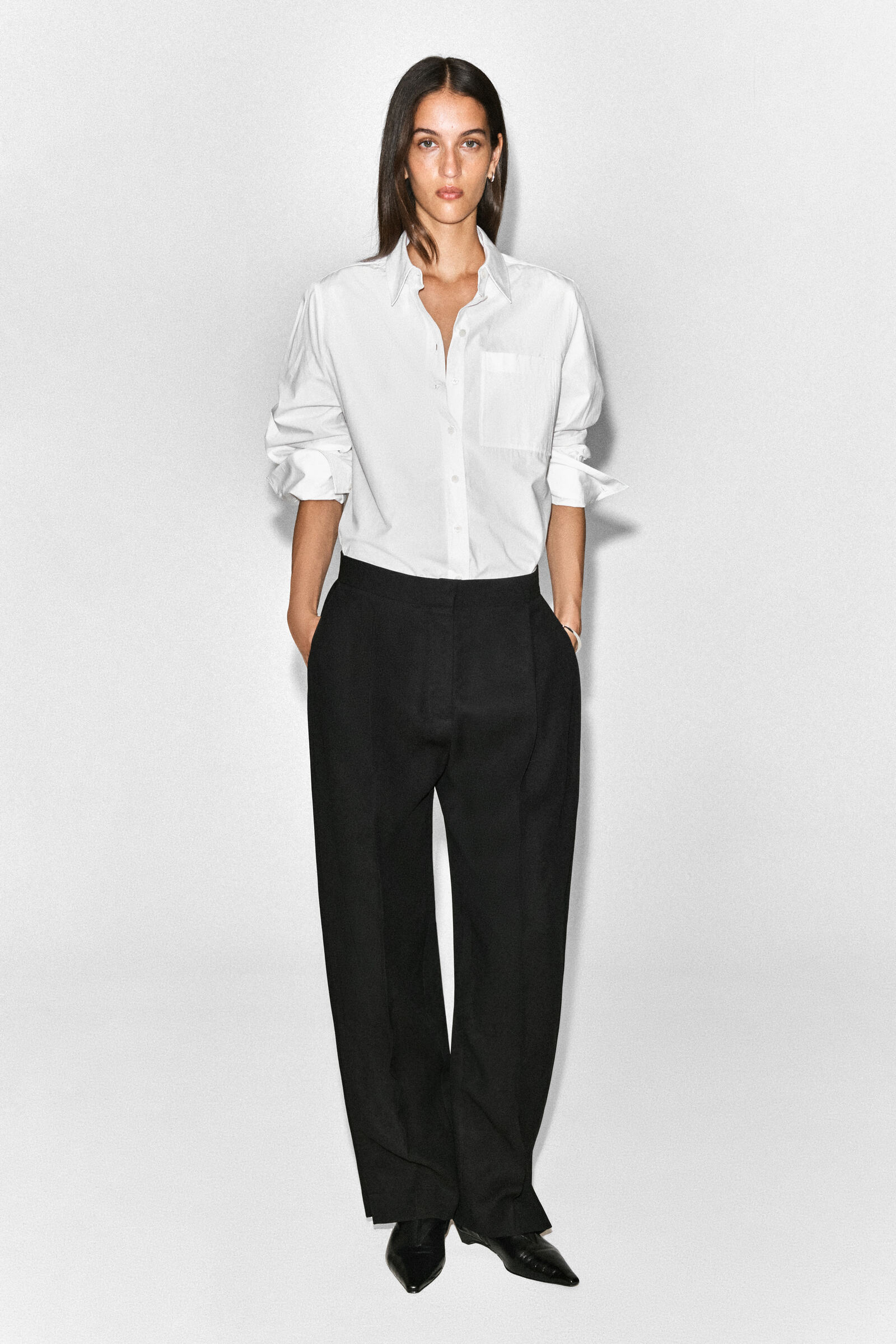 PLEATED-PANEL STRAIGHT-LEG TROUSERSBLACK