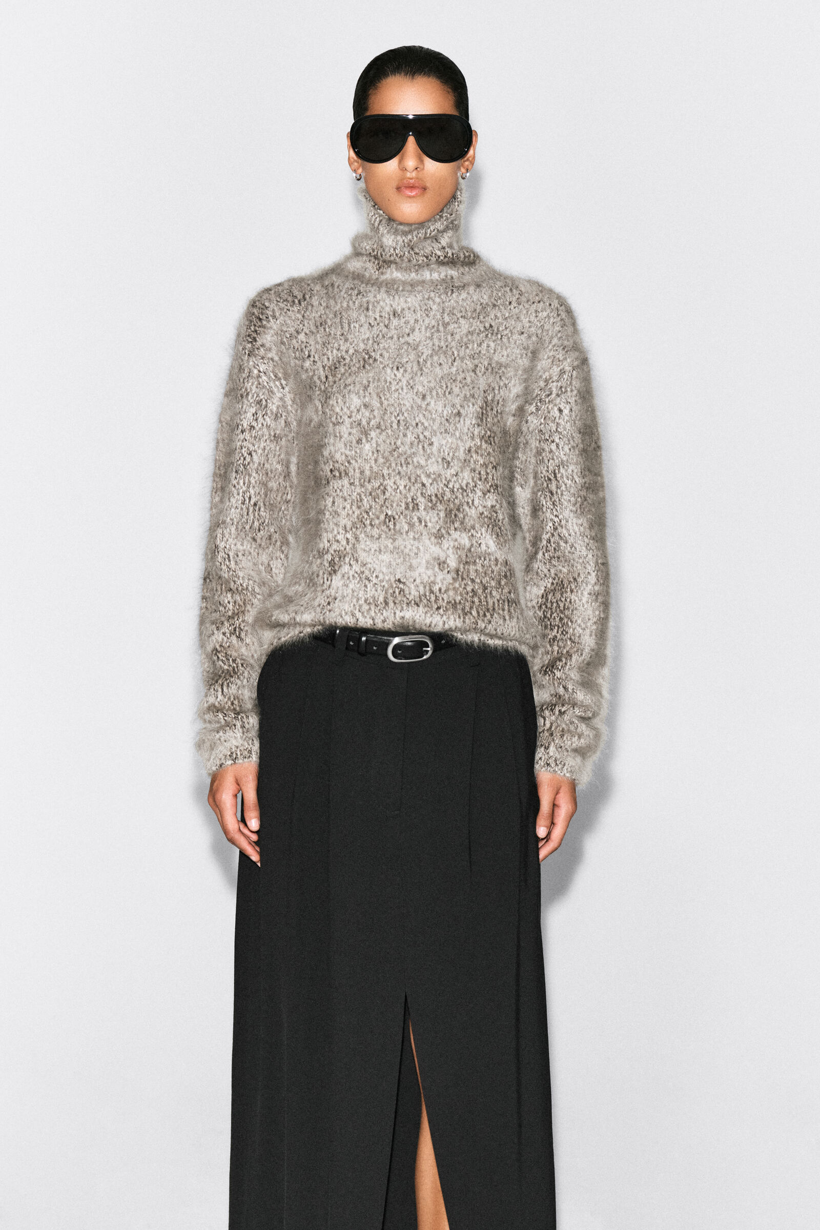 CHUNKY BRUSHED-CASHMERE FUNNEL-NECK JUMPERGREY MÉLANGE