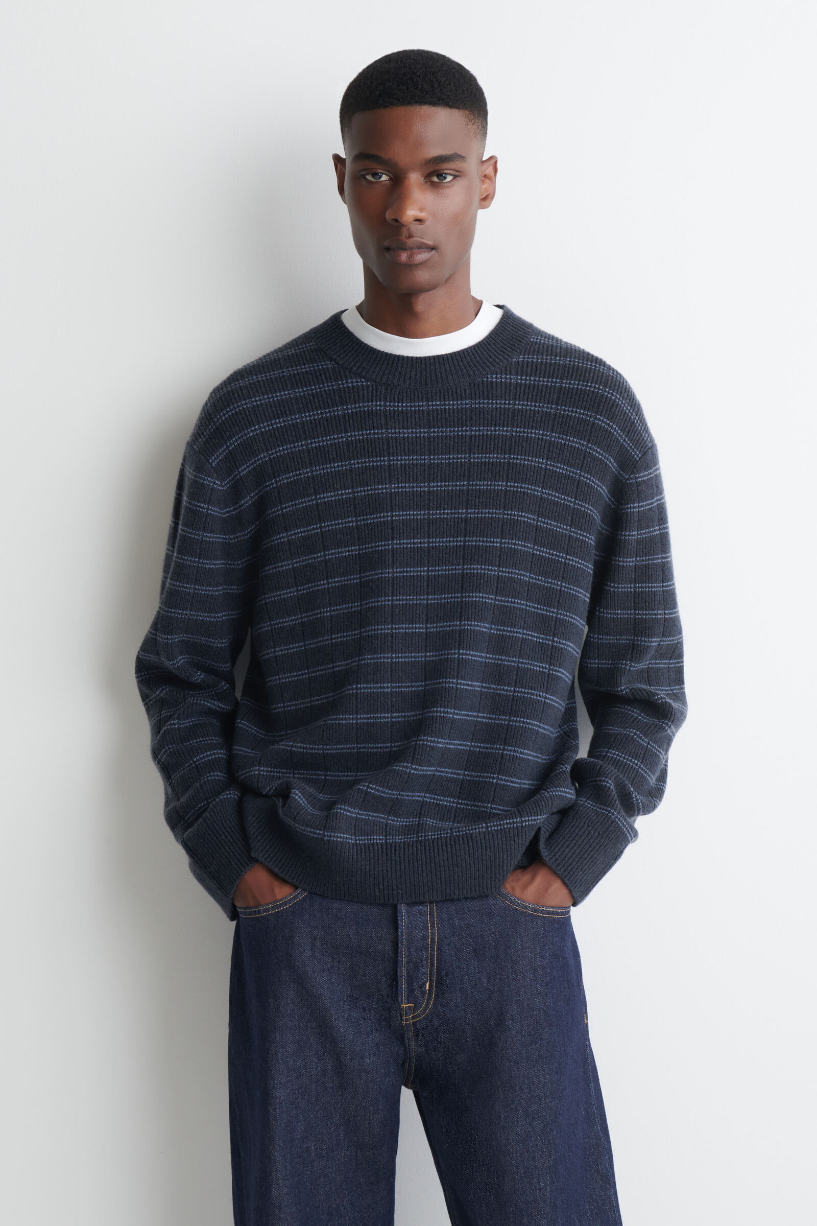 STRIPED MERINO-CASHMERE JUMPERNAVY / STRIPED