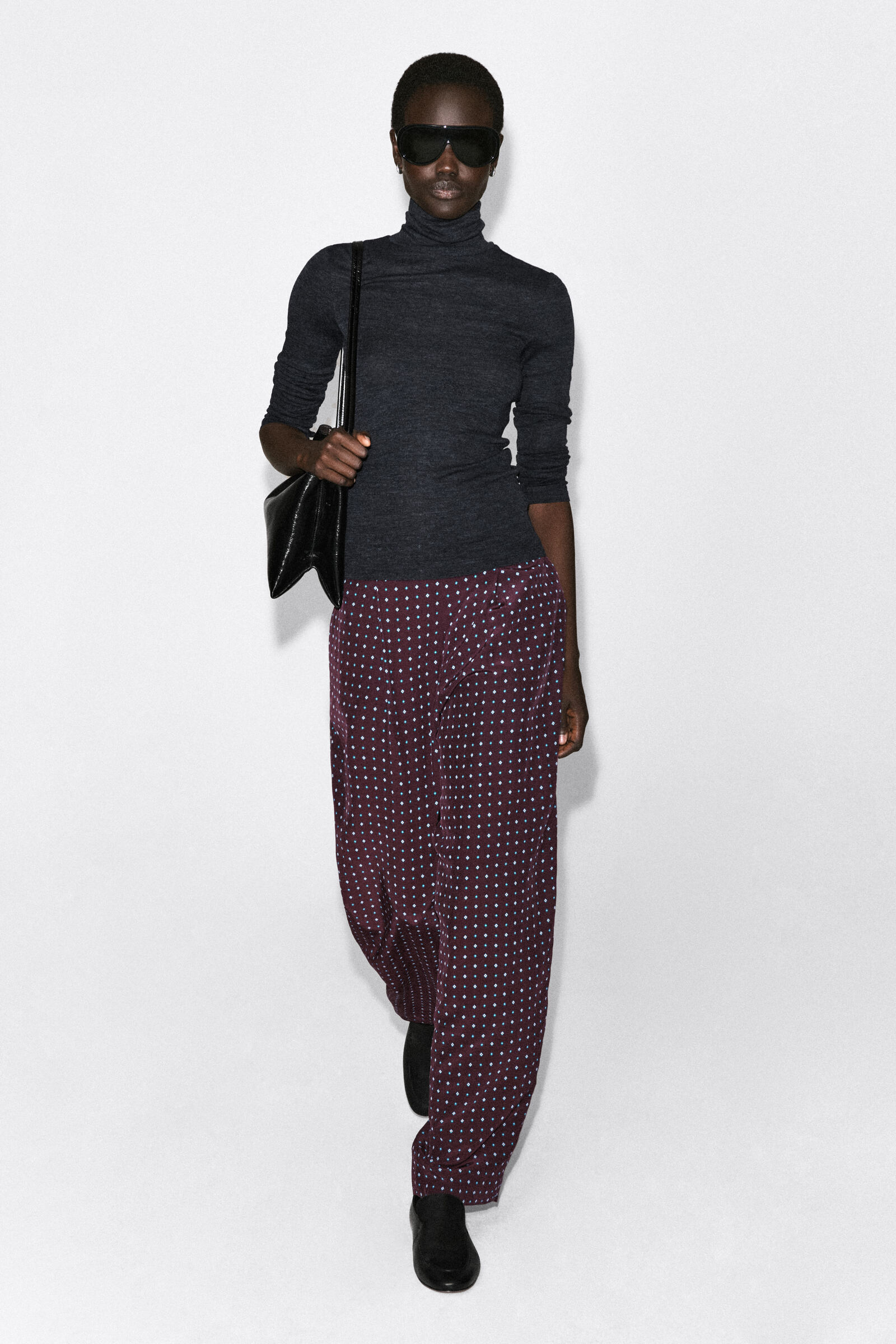 DIAMOND-PRINT STRAIGHT-LEG TROUSERSBORDEAUX / BLUE / PRINTED