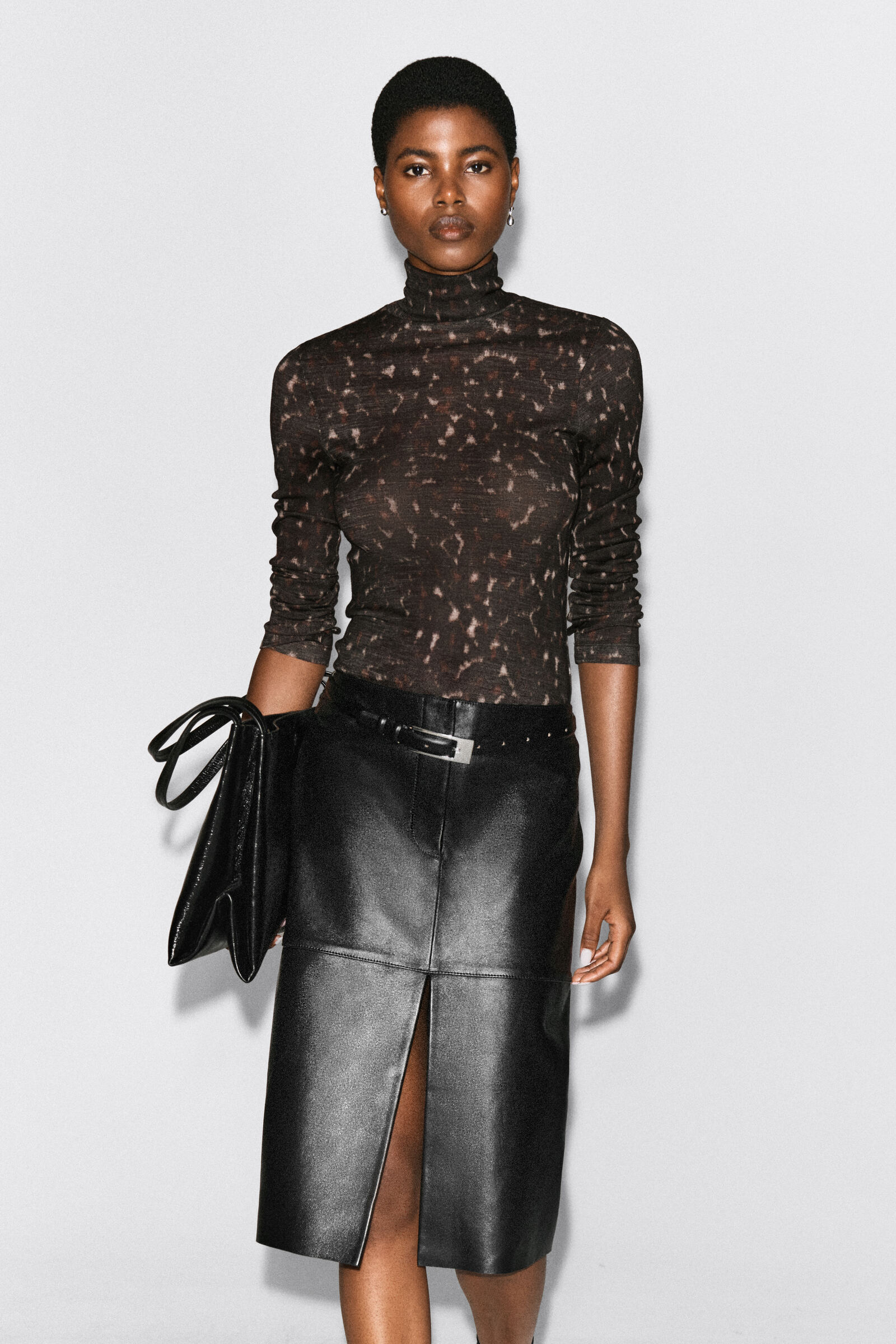 MERINO WOOL HIGH-NECK TOPBROWN / LEOPARD PRINT