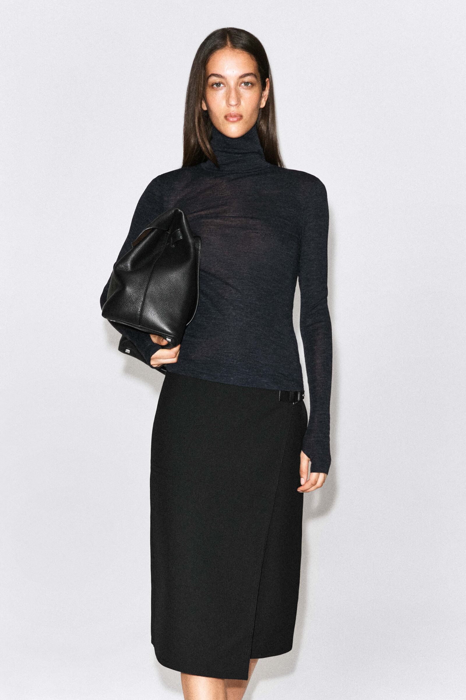 MERINO WOOL HIGH-NECK TOPCHARCOAL MÉLANGE