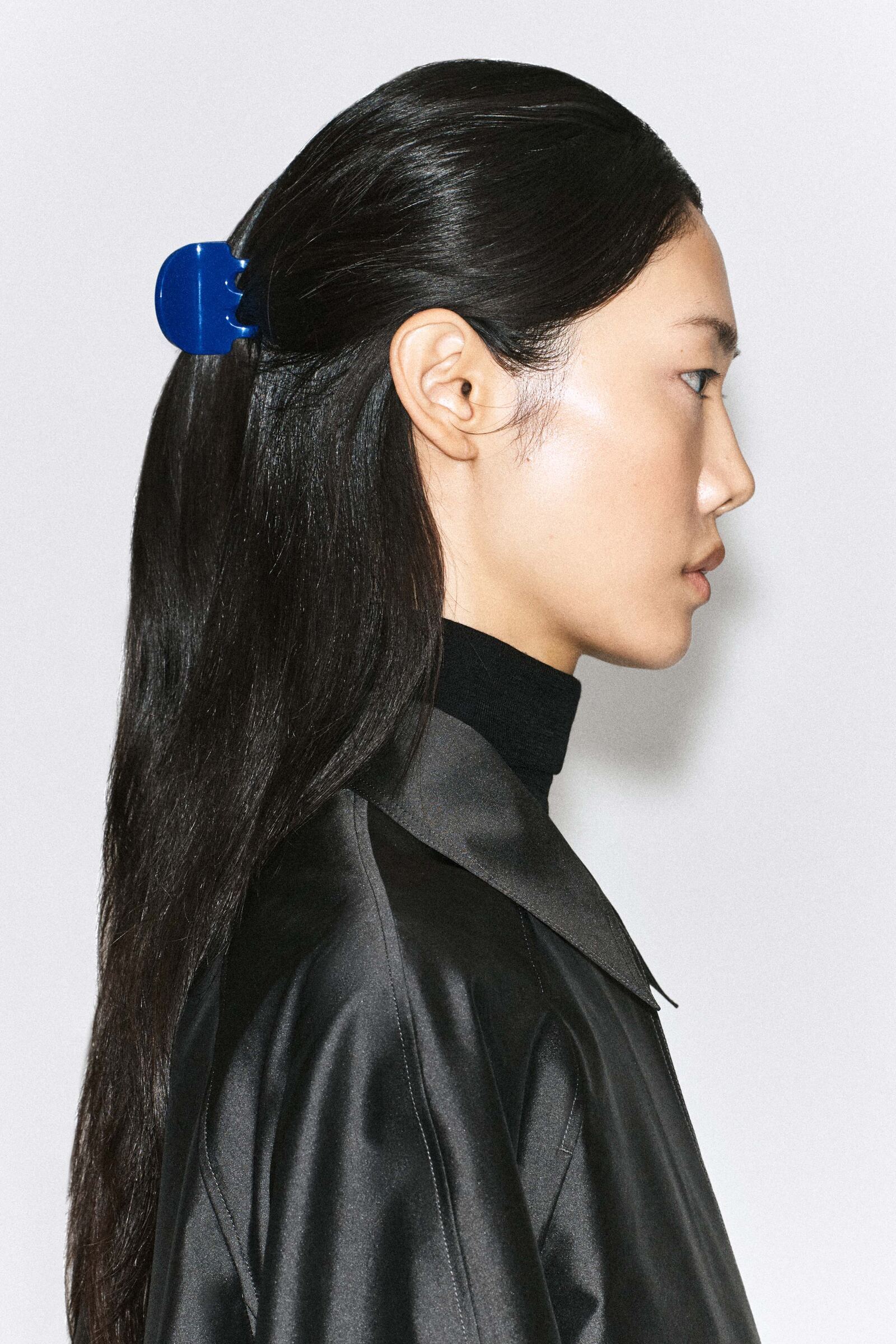 CLAW HAIR CLIPCOBALT