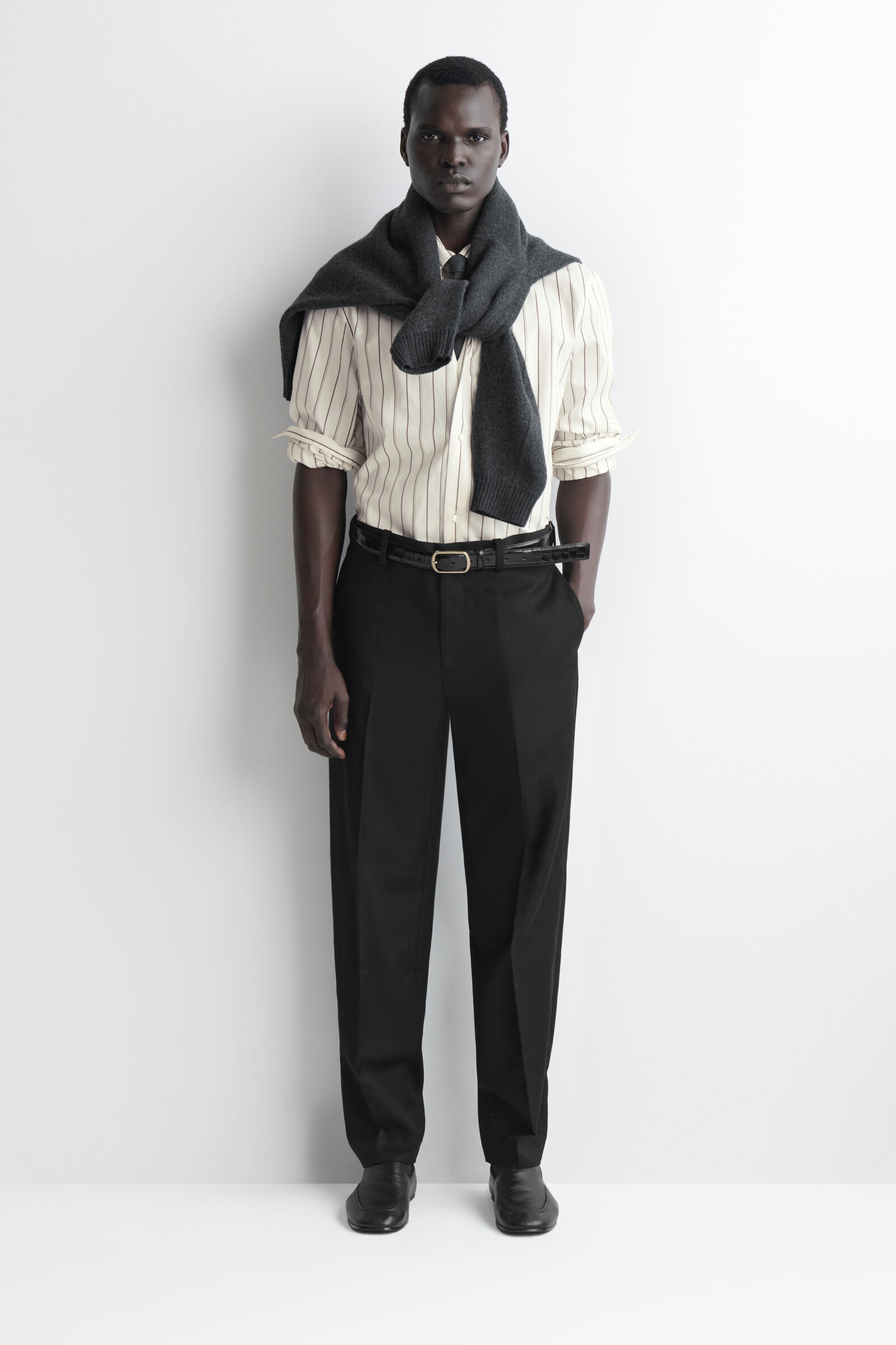 WOOL REGULAR-FIT STRAIGHT-LEG TROUSERSBLACK