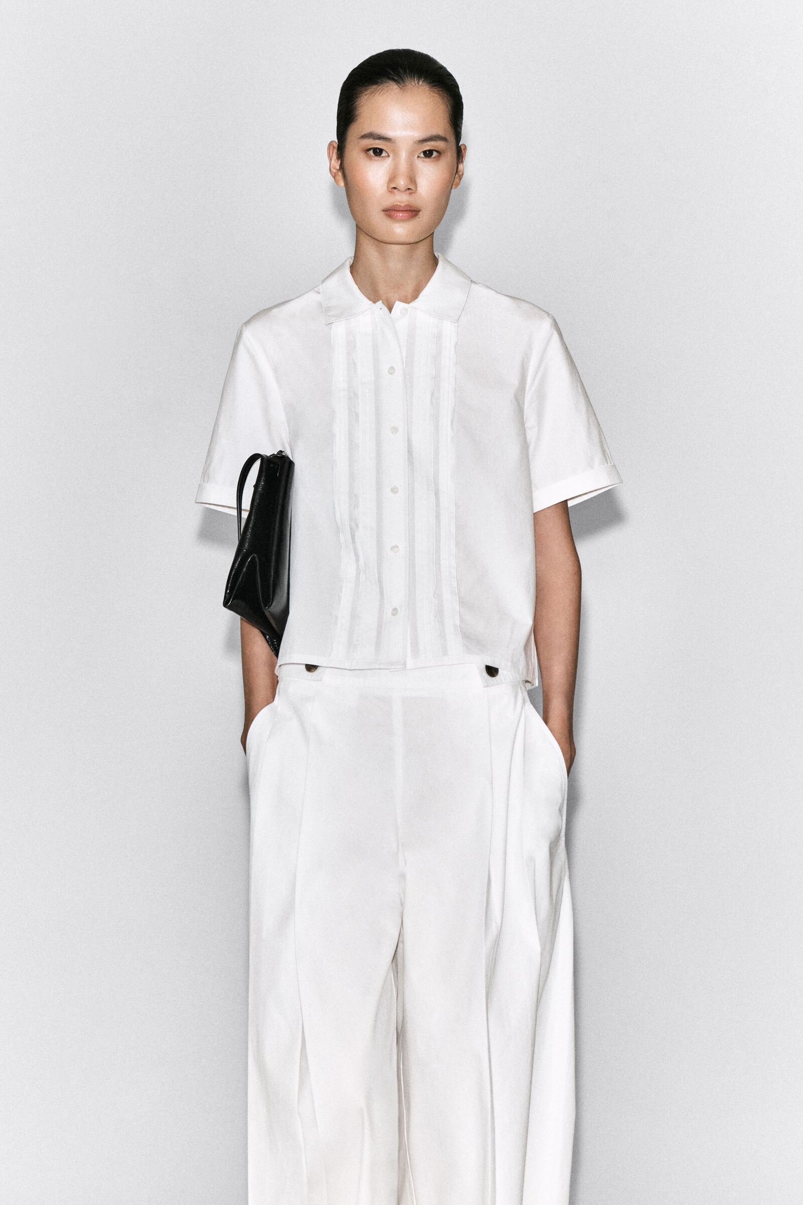 RUFFLED PINTUCKED COTTON BLOUSEWHITE