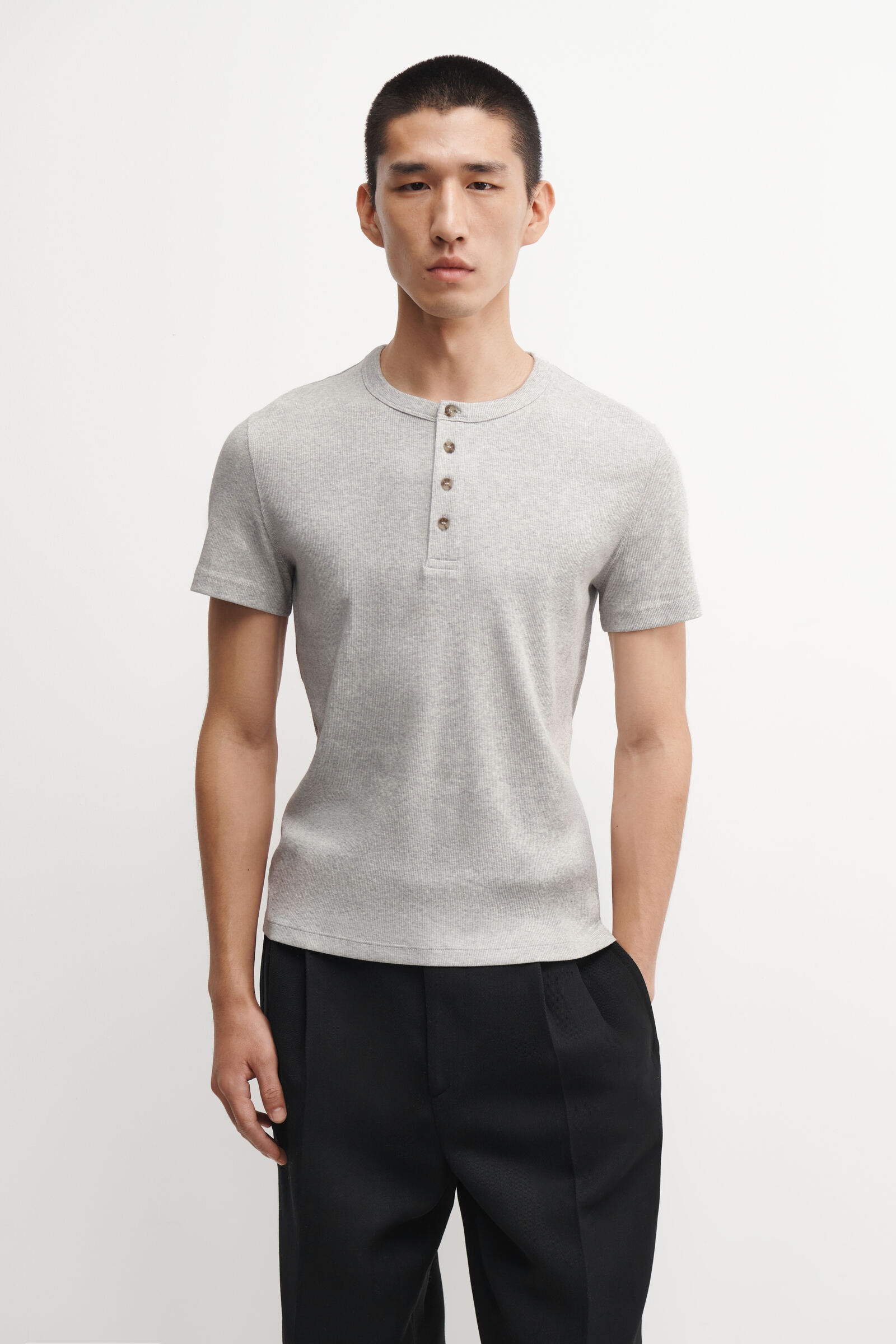 SLIM-FIT RIBBED HENLEY T-SHIRTGREY MÉLANGE