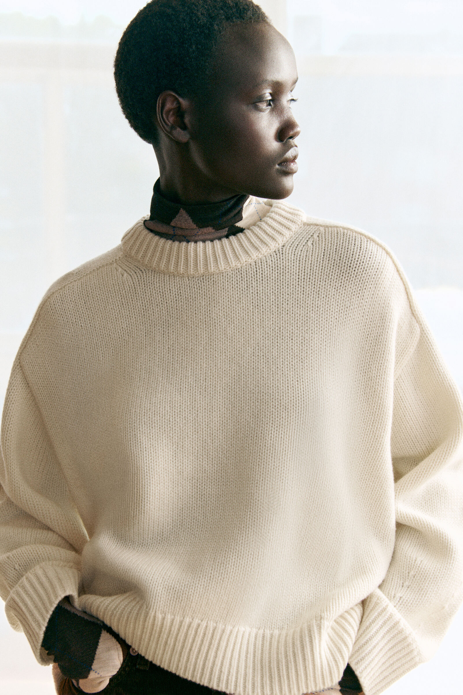 ROUNDED WOOL CREW-NECK JUMPERCREAM