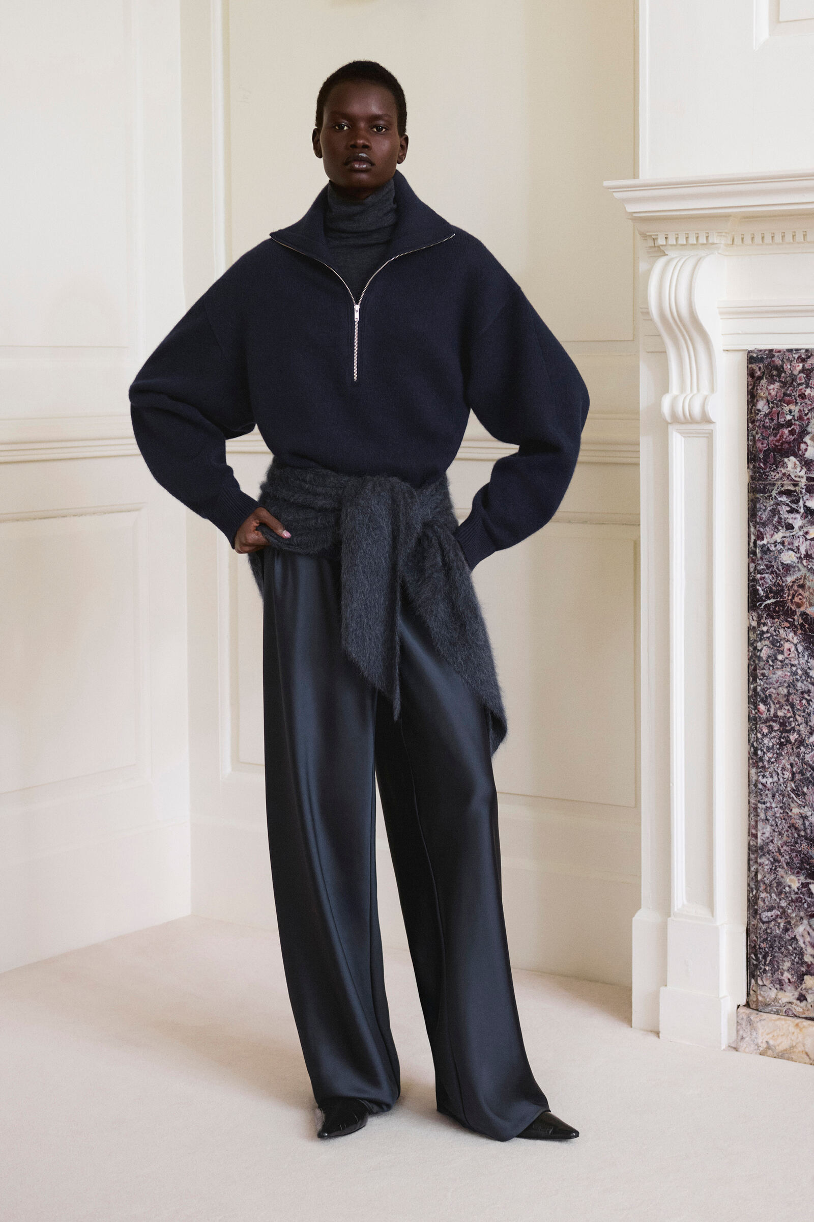 MERINO WOOL FUNNEL-NECK ZIP-UP JUMPERNAVY