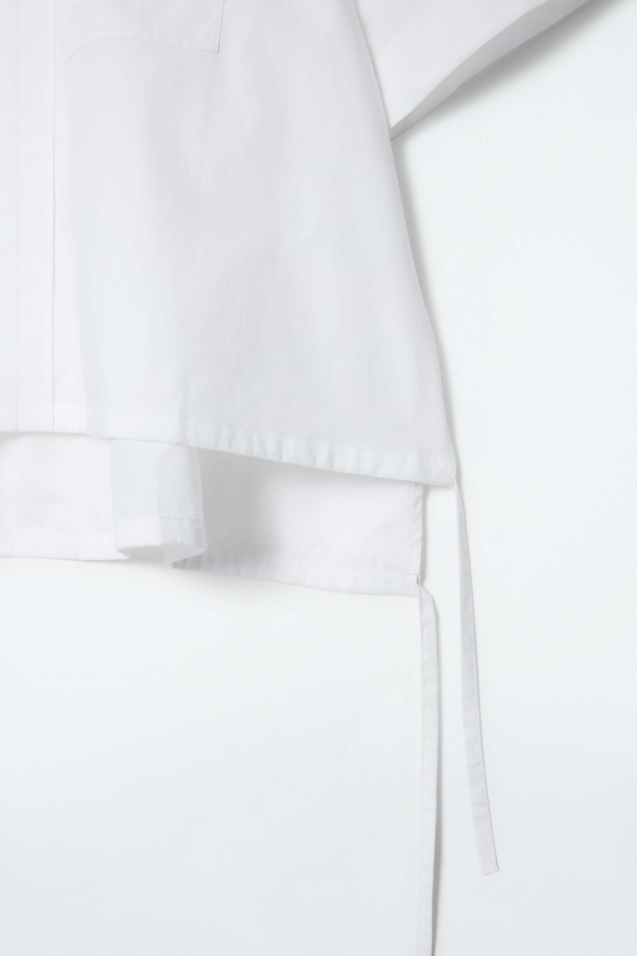 OPEN-COLLAR DRAWSTRING BLOUSE - WHITE