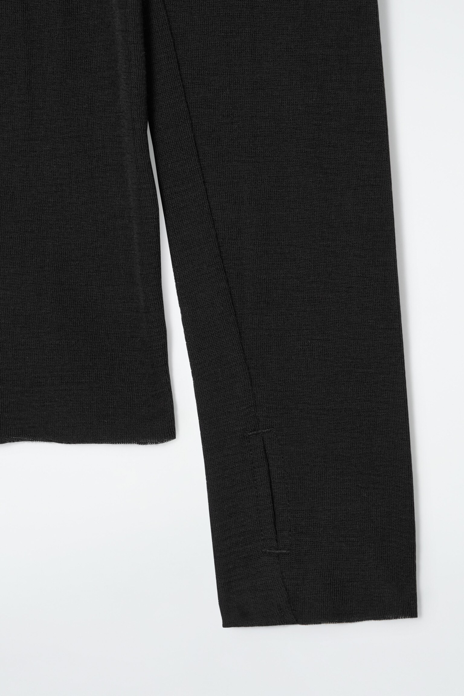 merino crew top / black