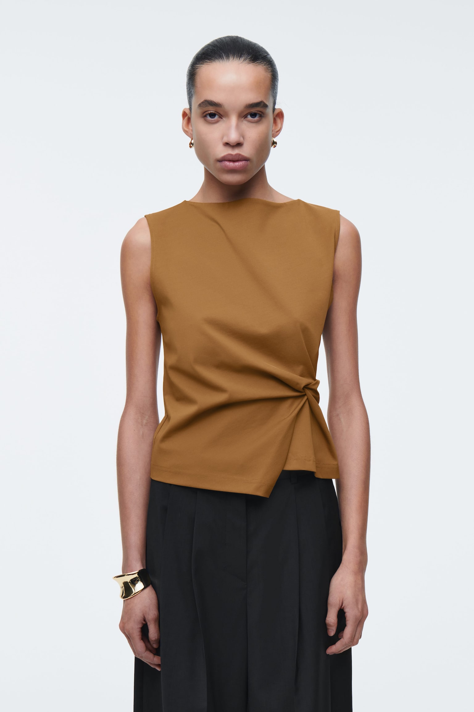 One Shoulder Trim Detail Top-Brown
